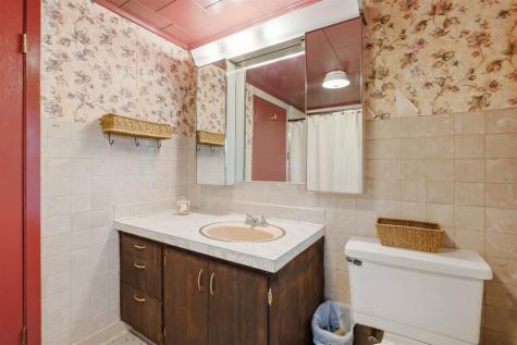207 W Marion Street Sigourney IA 52591