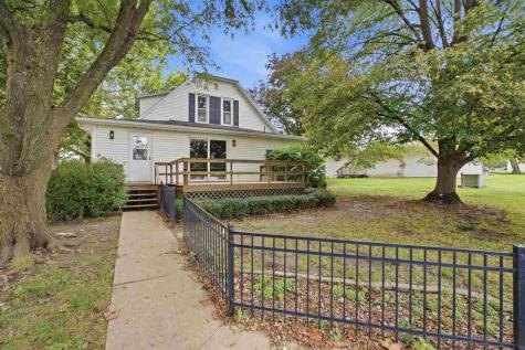 207 W Marion Street Sigourney IA 52591