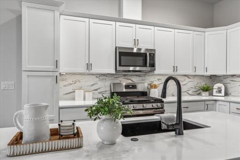 1021 Highland Trail Solon IA 52333