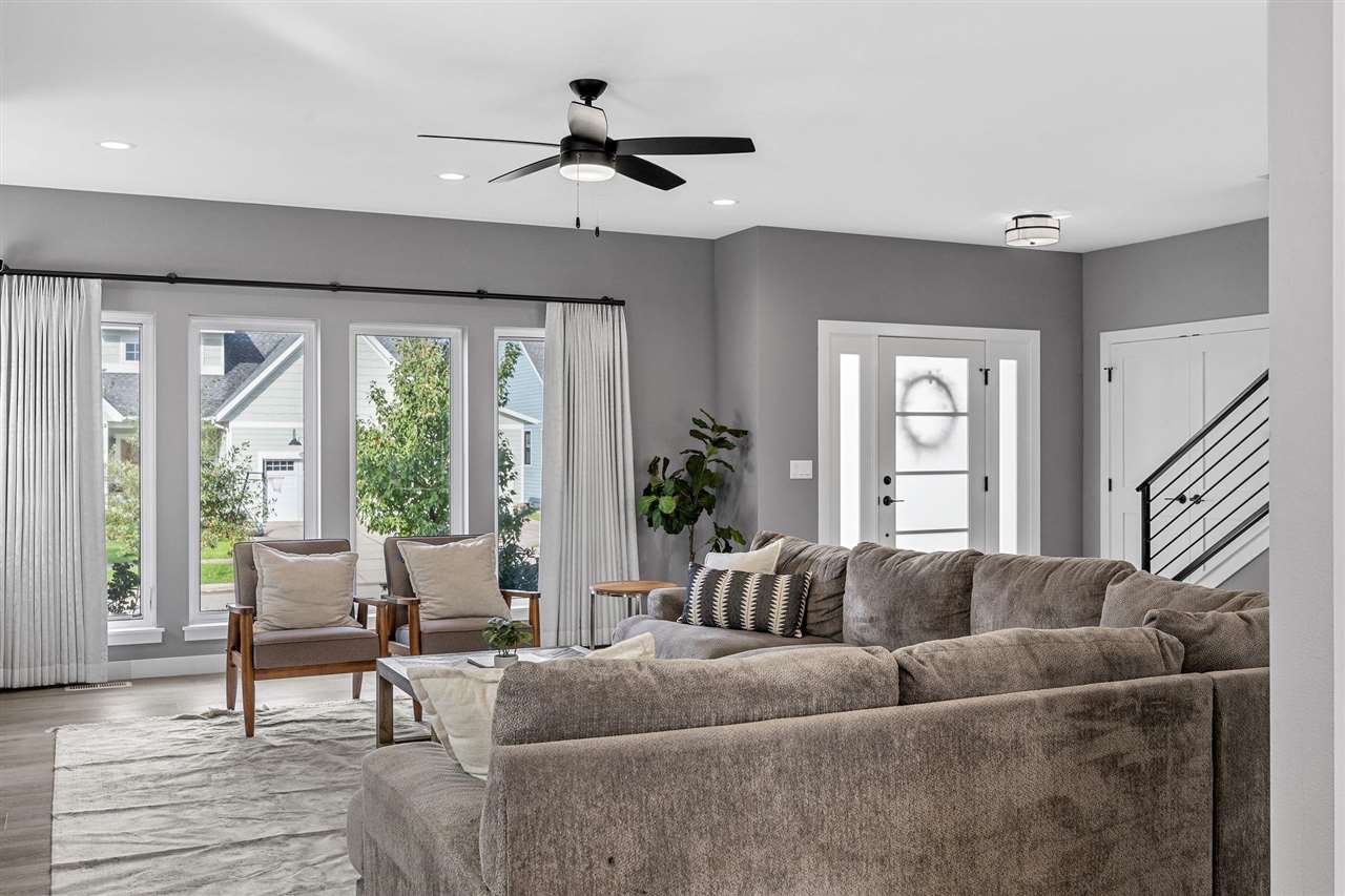 1368 Tamarack Trail Iowa City IA 52245