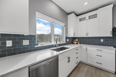 1368 Tamarack Trail Iowa City IA 52245