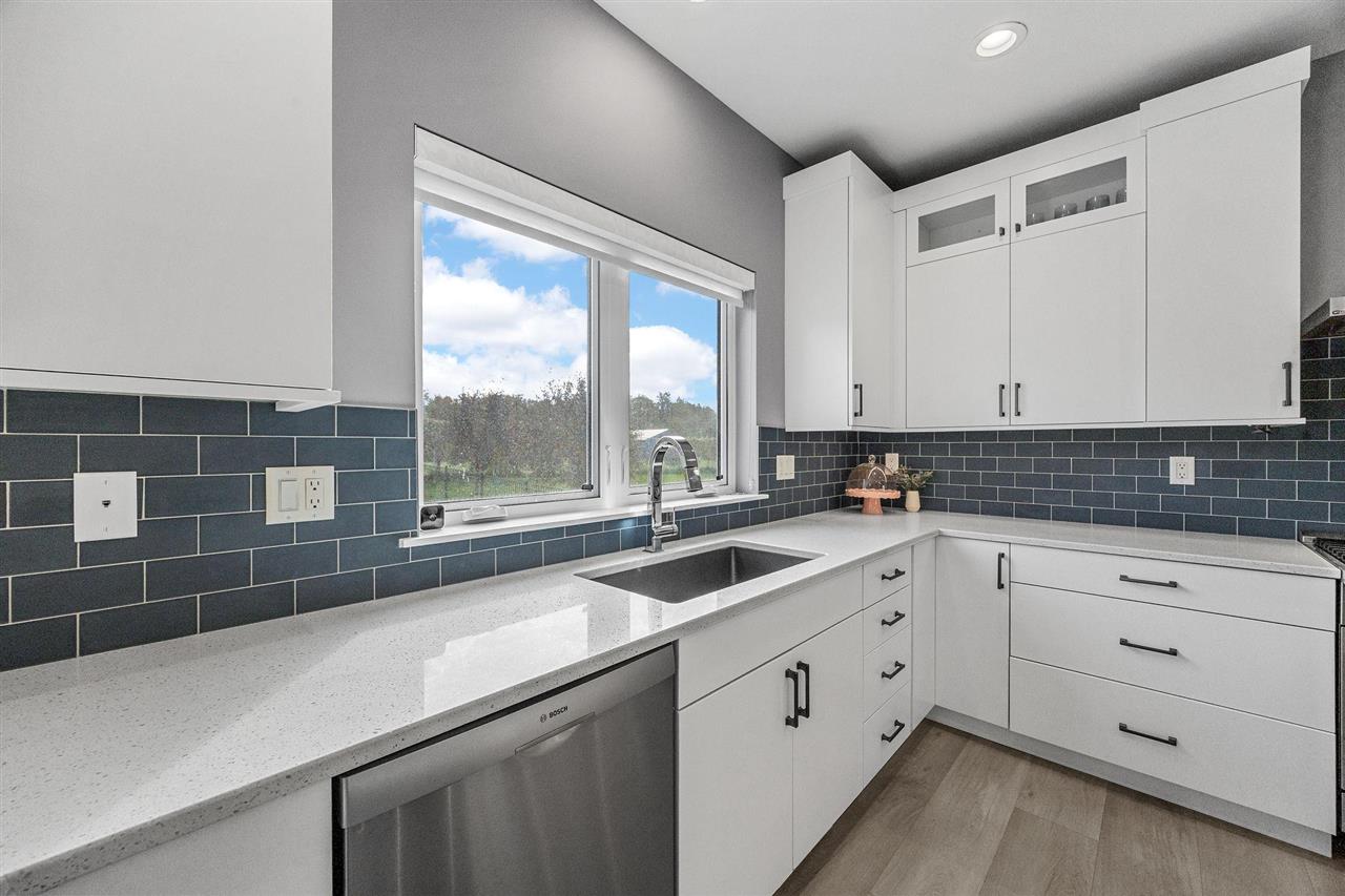 1368 Tamarack Trail Iowa City IA 52245