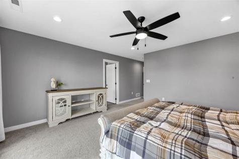 1368 Tamarack Trail Iowa City IA 52245