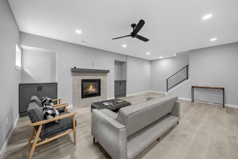 1368 Tamarack Trail Iowa City IA 52245