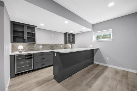 1368 Tamarack Trail Iowa City IA 52245