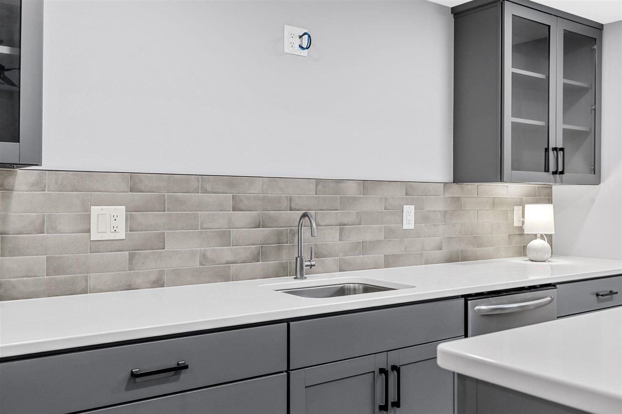 1368 Tamarack Trail Iowa City IA 52245