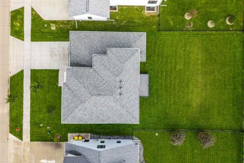 1368 Tamarack Trail Iowa City IA 52245
