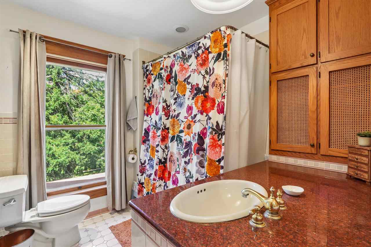 416 Reno Street Iowa City IA 52245