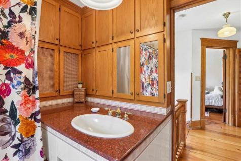 416 Reno Street Iowa City IA 52245