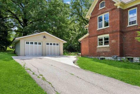 416 Reno Street Iowa City IA 52245