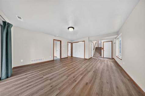 1375 Whipple Court North Liberty IA 52317