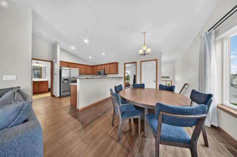 1375 Whipple Court North Liberty IA 52317