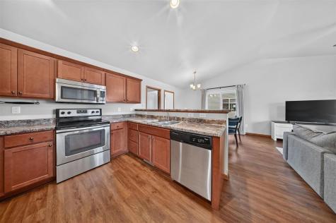 1375 Whipple Court North Liberty IA 52317