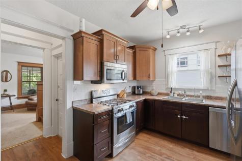 903 E Main Street Washington IA 52353