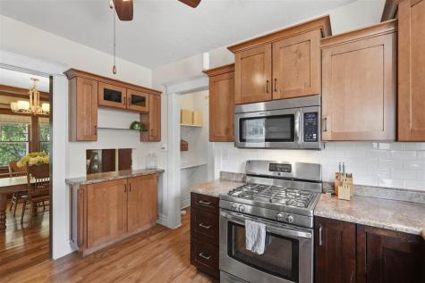 903 E Main Street Washington IA 52353