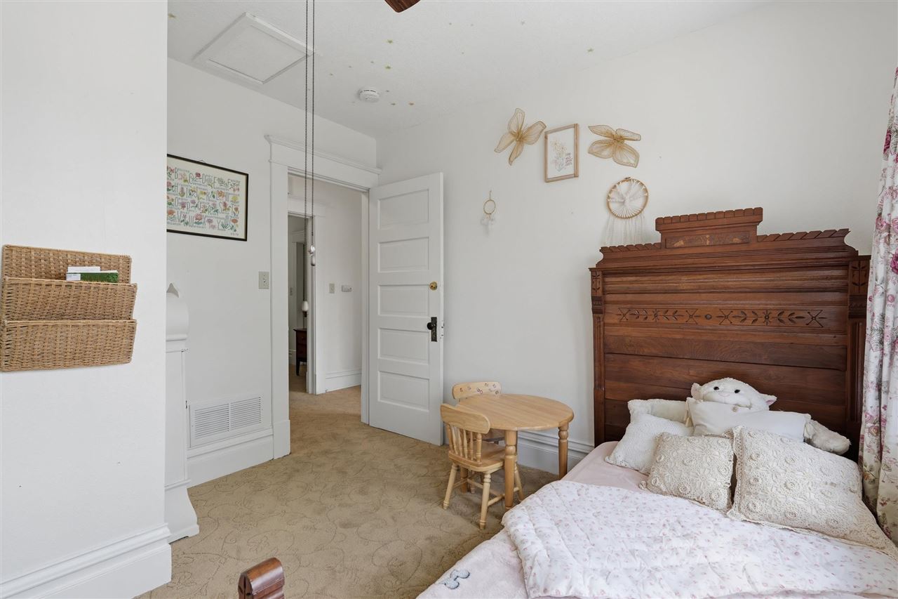903 E Main Street Washington IA 52353