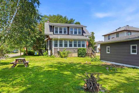 903 E Main Street Washington IA 52353