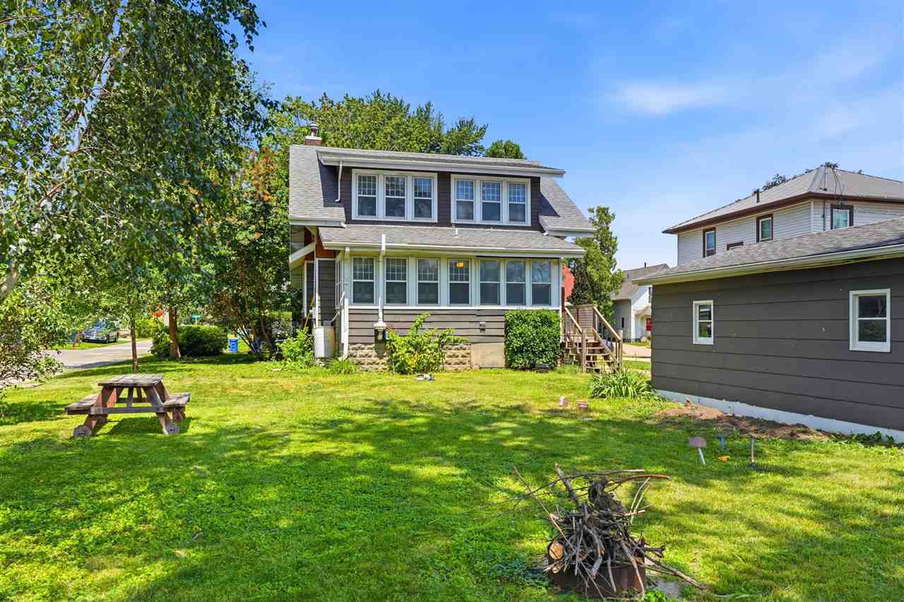903 E Main Street Washington IA 52353