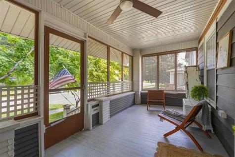 903 E Main Street Washington IA 52353