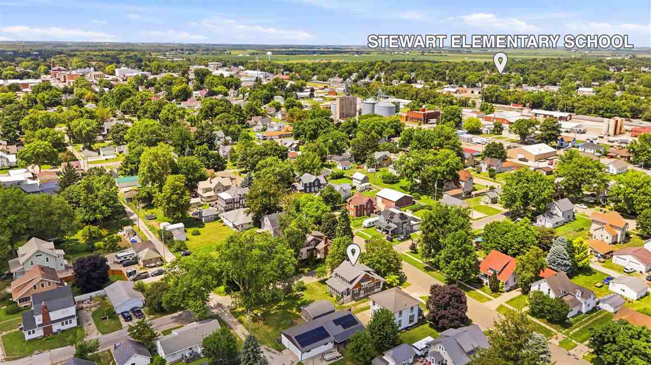 903 E Main Street Washington IA 52353