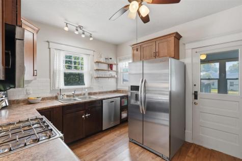 903 E Main Street Washington IA 52353