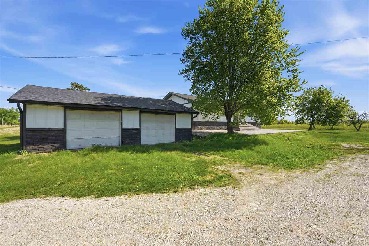 1870 170th Street West Liberty IA 52776-9075