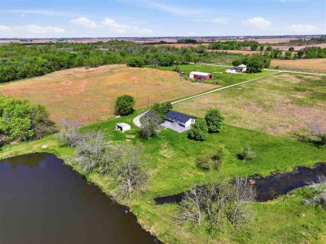 1870 170th Street West Liberty IA 52776-9075