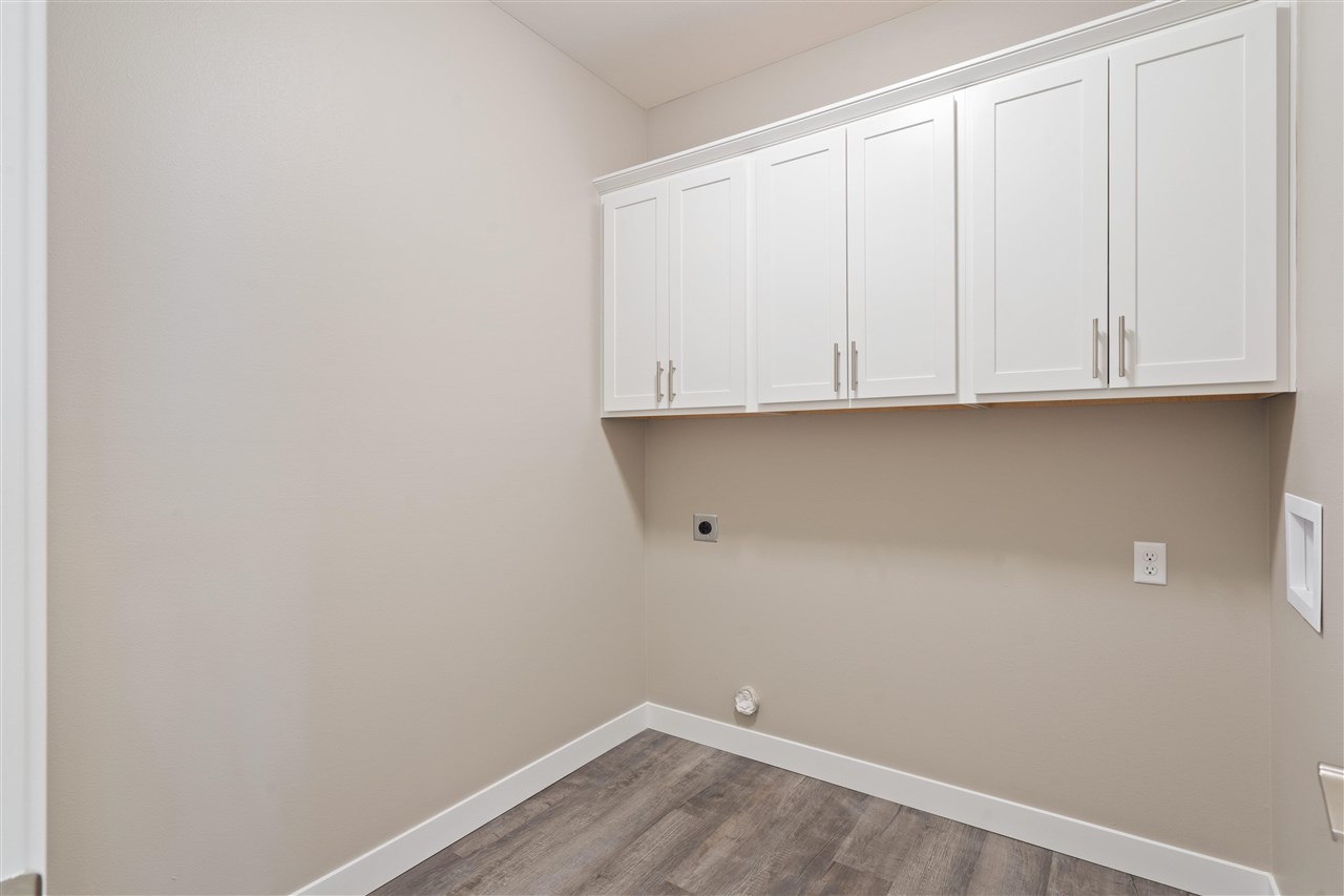 15 N Seven Oaks Road North Liberty IA 52317