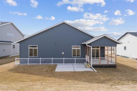 15 N Seven Oaks Road North Liberty IA 52317