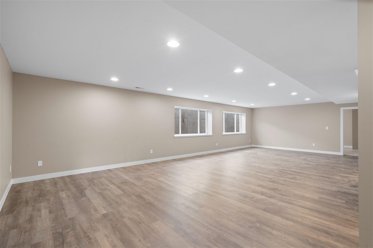 15 N Seven Oaks Road North Liberty IA 52317