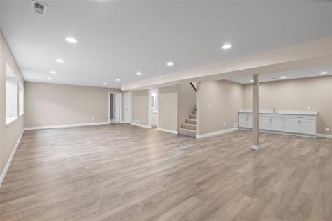 15 N Seven Oaks Road North Liberty IA 52317