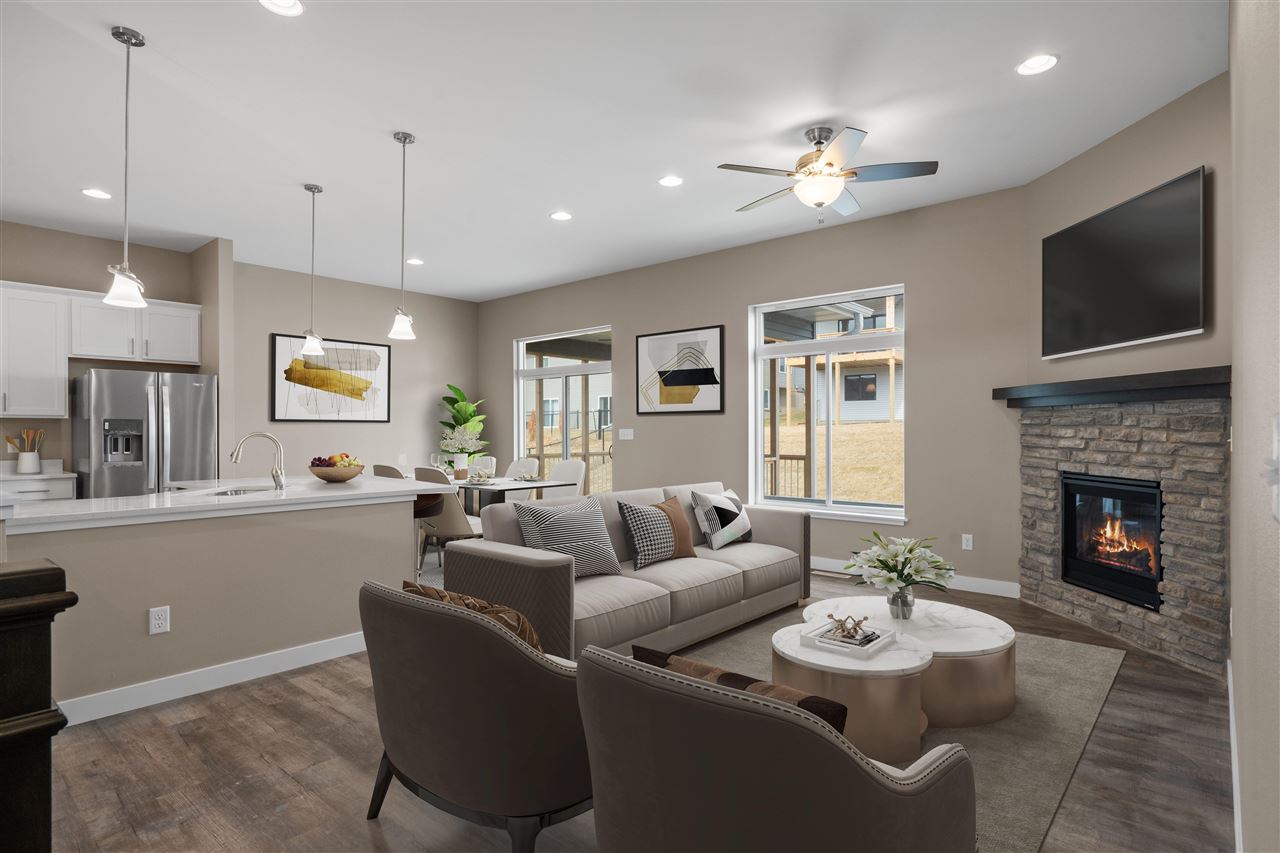 15 N Seven Oaks Road North Liberty IA 52317