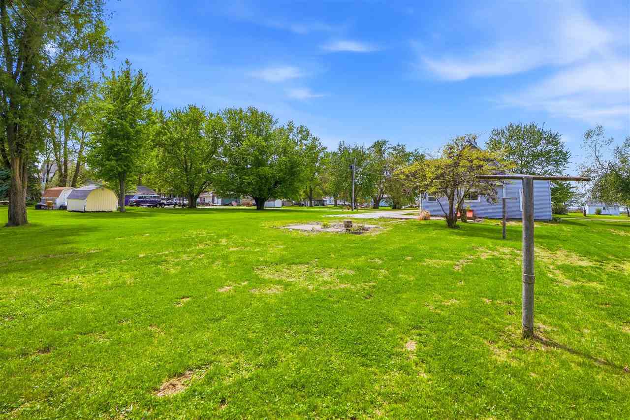 400 N Farmer Street Brighton IA 52540