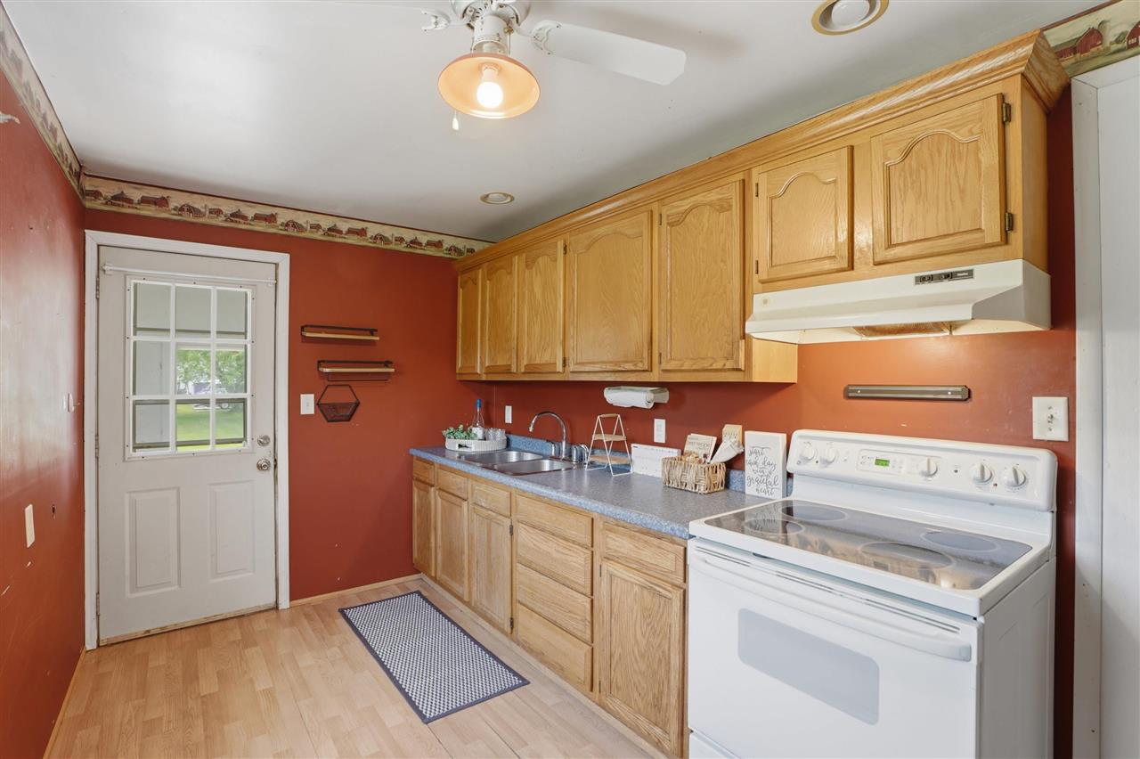 400 N Farmer Street Brighton IA 52540