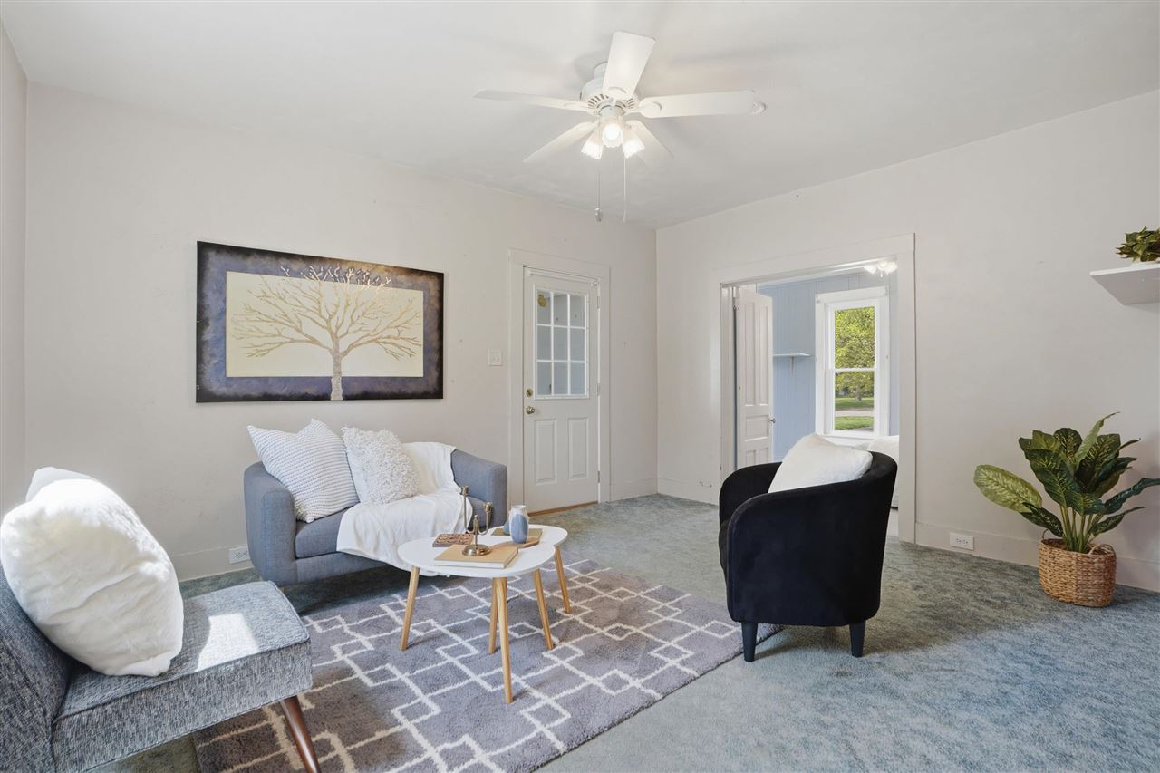 400 N Farmer Street Brighton IA 52540