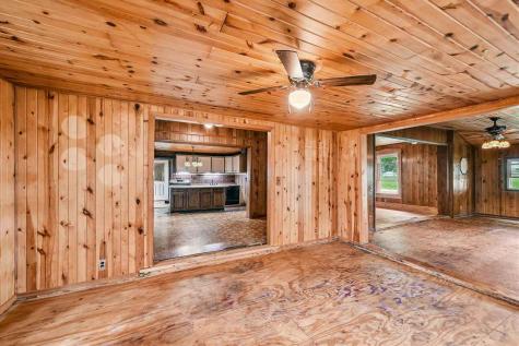 5419 420th Street SE Iowa City IA 52245
