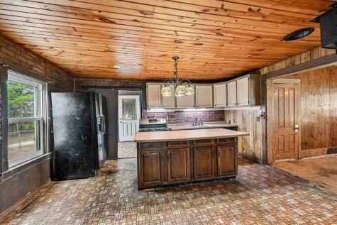 5419 420th Street SE Iowa City IA 52245