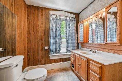 5419 420th Street SE Iowa City IA 52245