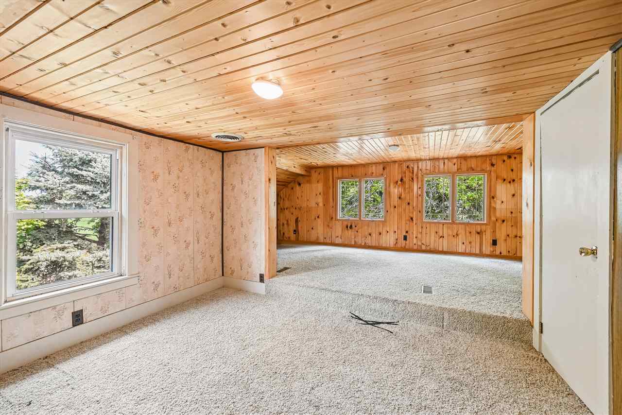 5419 420th Street SE Iowa City IA 52245