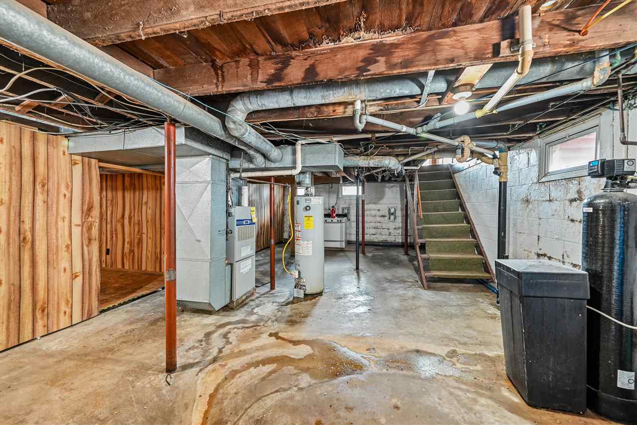 5419 420th Street SE Iowa City IA 52245