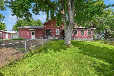 5419 420th Street SE Iowa City IA 52245