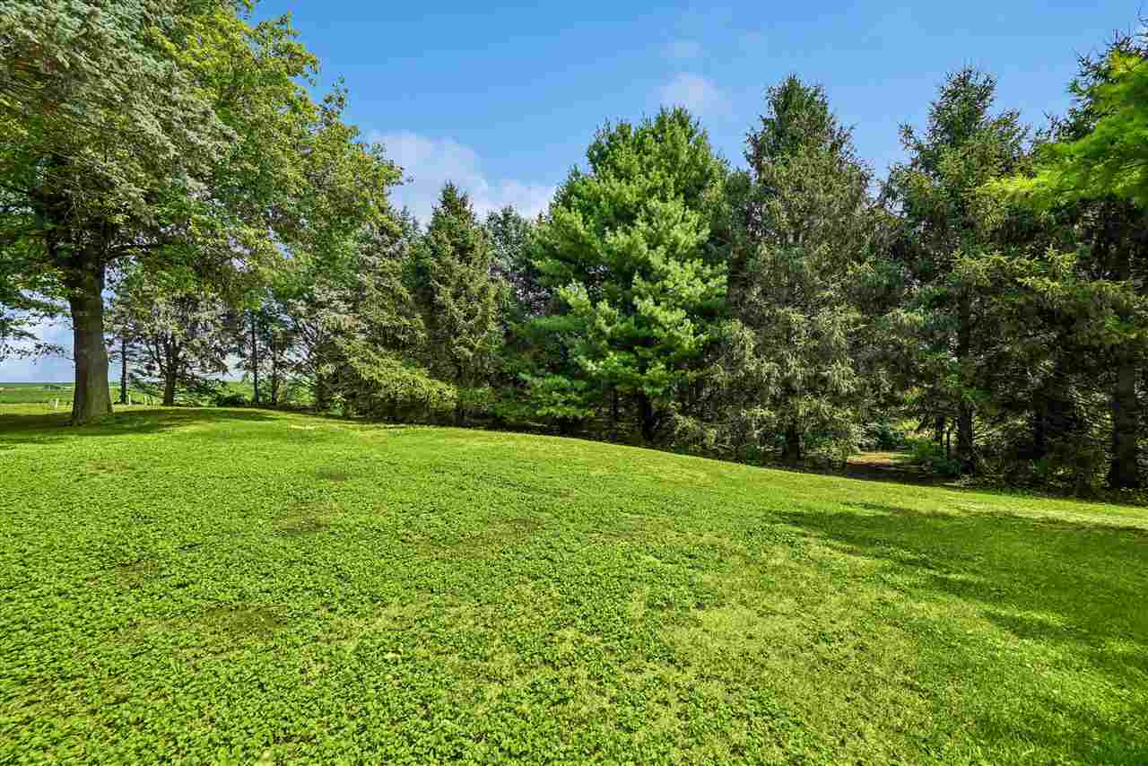 5419 420th Street SE Iowa City IA 52245