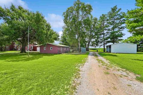 5419 420th Street SE Iowa City IA 52245