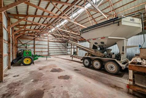 5419 420th Street SE Iowa City IA 52245