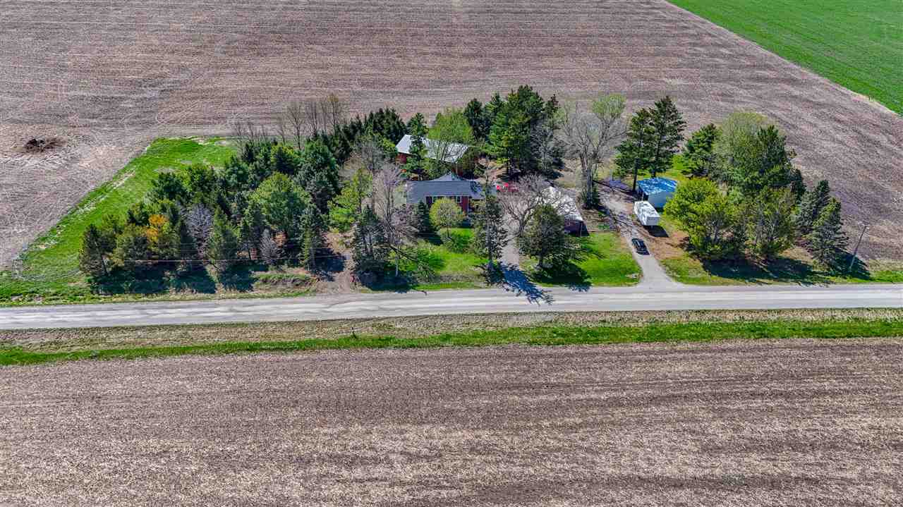 5419 420th Street SE Iowa City IA 52245