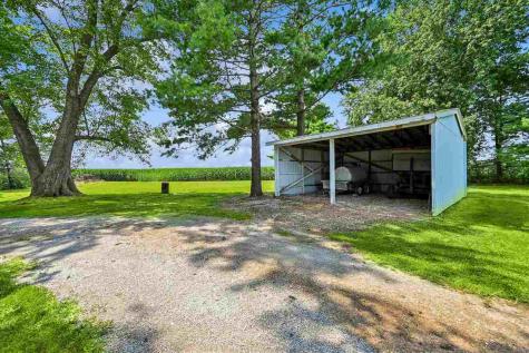 5419 420th Street SE Iowa City IA 52245