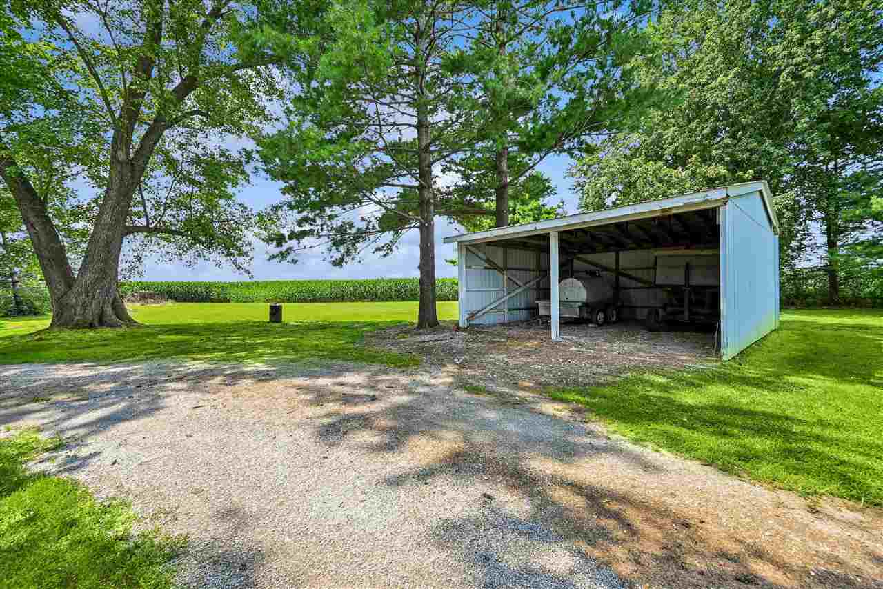 5419 420th Street SE Iowa City IA 52245