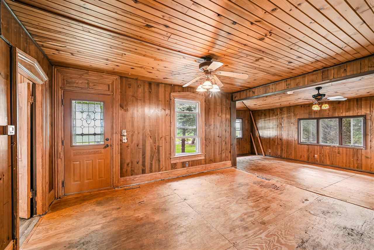 5419 420th Street SE Iowa City IA 52245