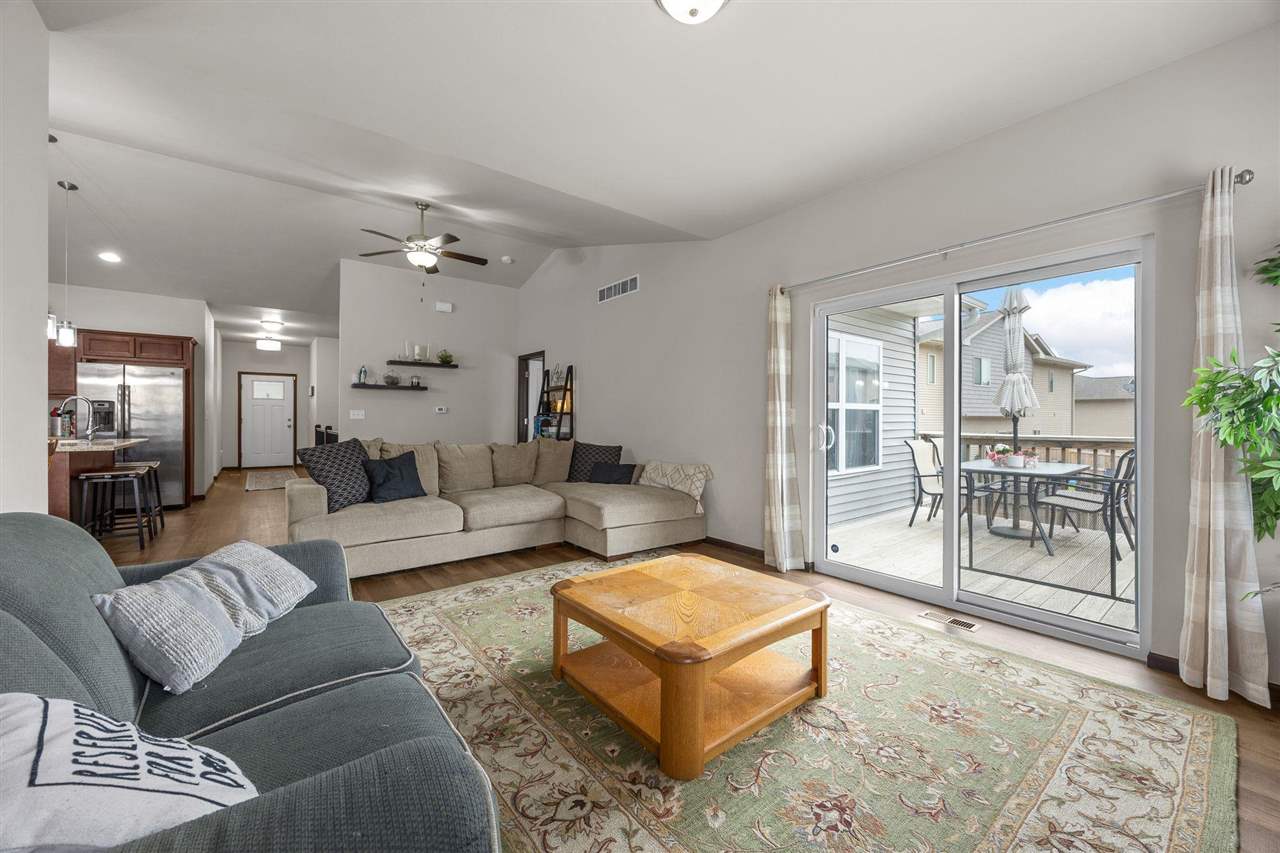 611 Croell Avenue Tiffin IA 52340