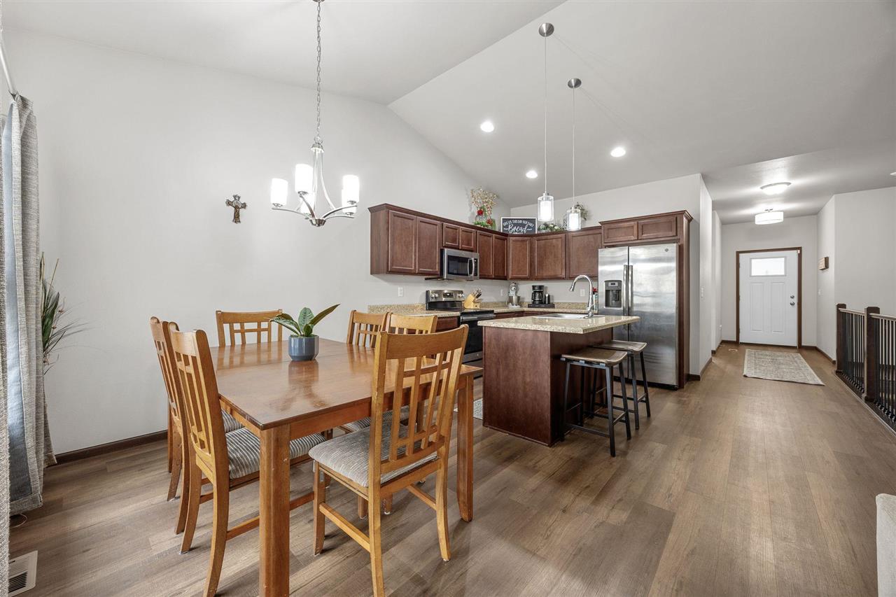 611 Croell Avenue Tiffin IA 52340